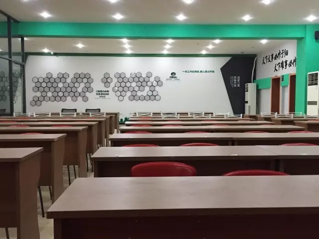 记录全国荷塘码头黑鱼馆加盟商培训日常，蓄势待发，方能一击必胜